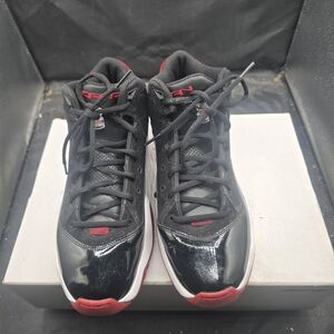 Nike Black and Red Men's Sneakers